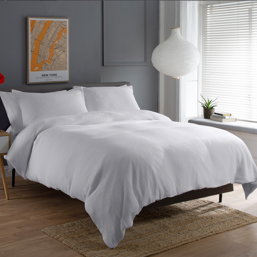 The Lyndon Company St Quentin White Duvet Cover Set